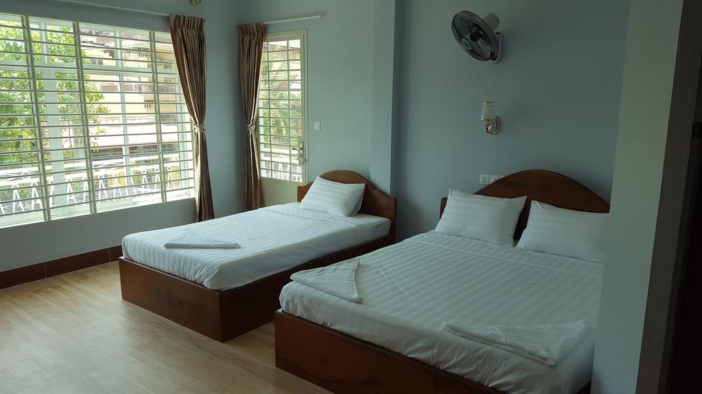 Kampongbay Makeng II Guesthouse Kampot Exteriör bild