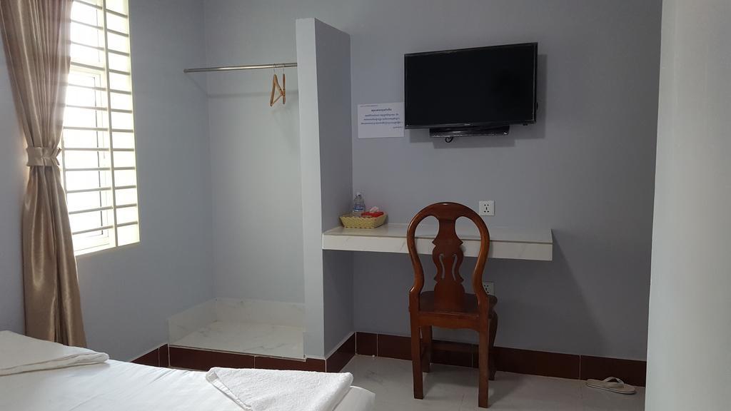 Kampongbay Makeng II Guesthouse Kampot Exteriör bild