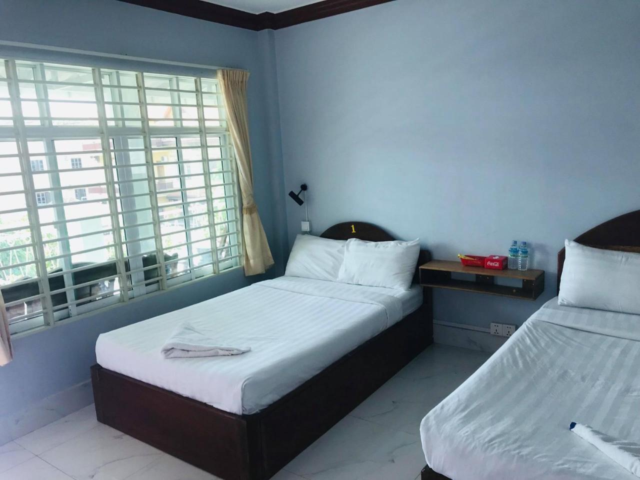 Kampongbay Makeng II Guesthouse Kampot Exteriör bild